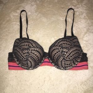 Victoria Secret Push Up Bra 34B